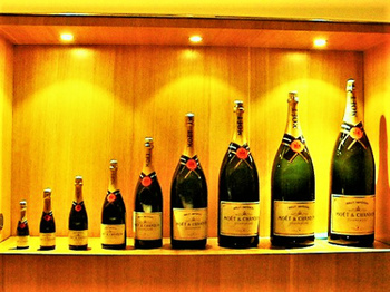 200612シャンパンのボトル＠Moet.jpg